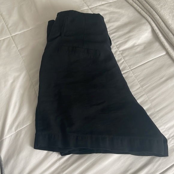 Shorts - Picture 2 of 4